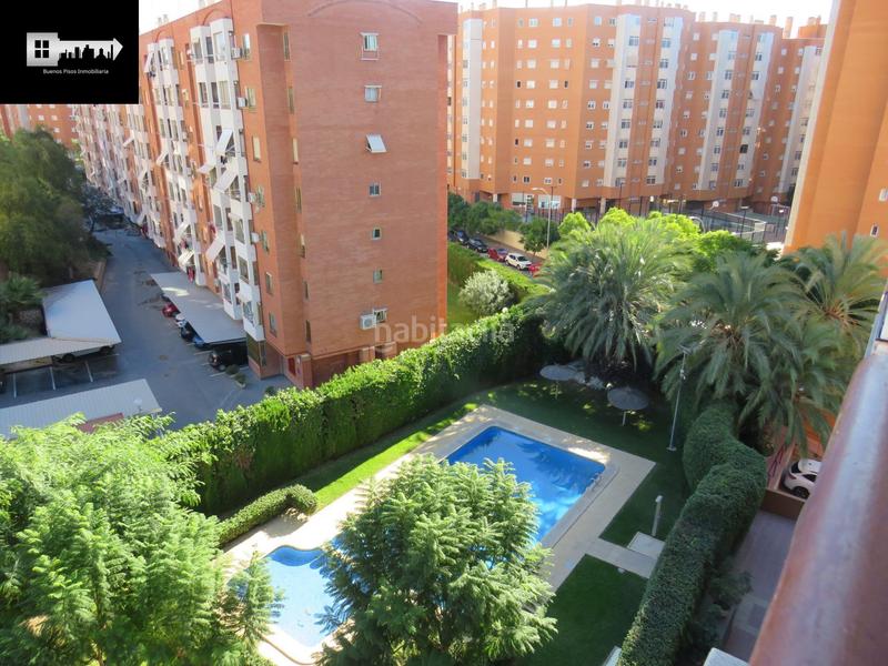 Foto 680bcb8a-951b-49b9-a4d0-de46556f3070. Location appartement avec piscine dans Babel Alicante