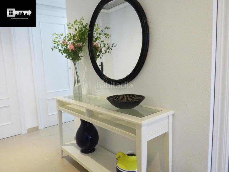 Foto e6b623b6-47e3-46c9-b82d-53d7eaa09770. Location appartement avec piscine dans Babel Alicante