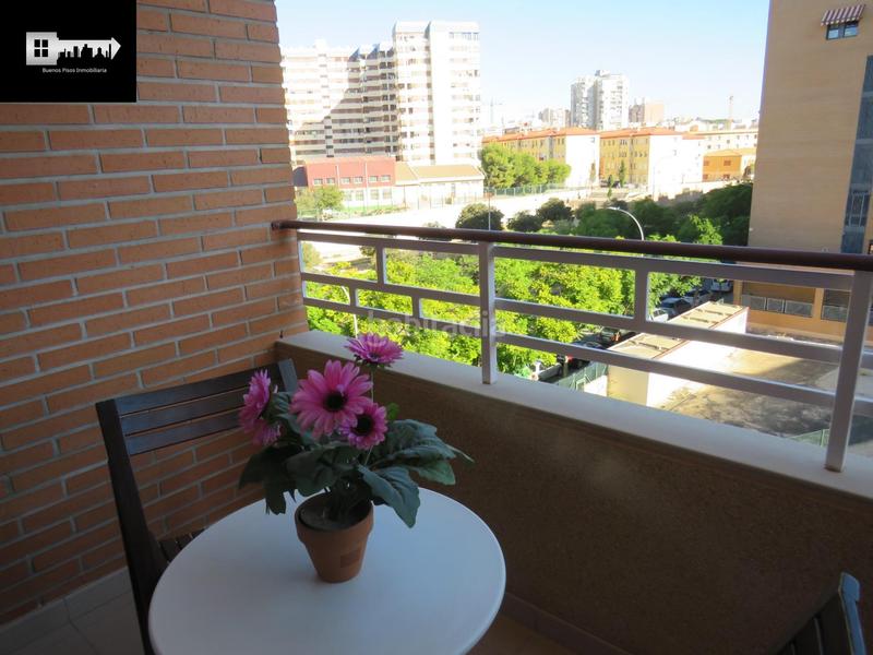 Foto c5bbc2ee-63aa-4fd2-ad4e-e385c84b3267. Miete etagenwohnung mit pool in Babel Alicante