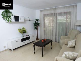 Affitto Appartamento in Benalúa. Se alquila amplio piso en benalua!!!