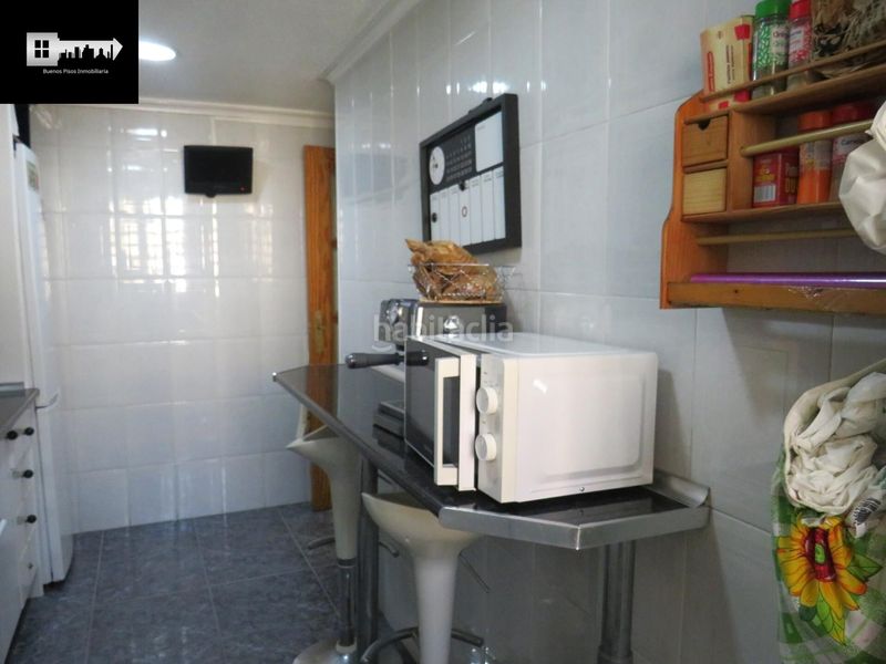 Foto 1edce476-1947-4398-9c70-fed3a5e0da5a. Pis amb calefacció aparcament a Babel Alicante
