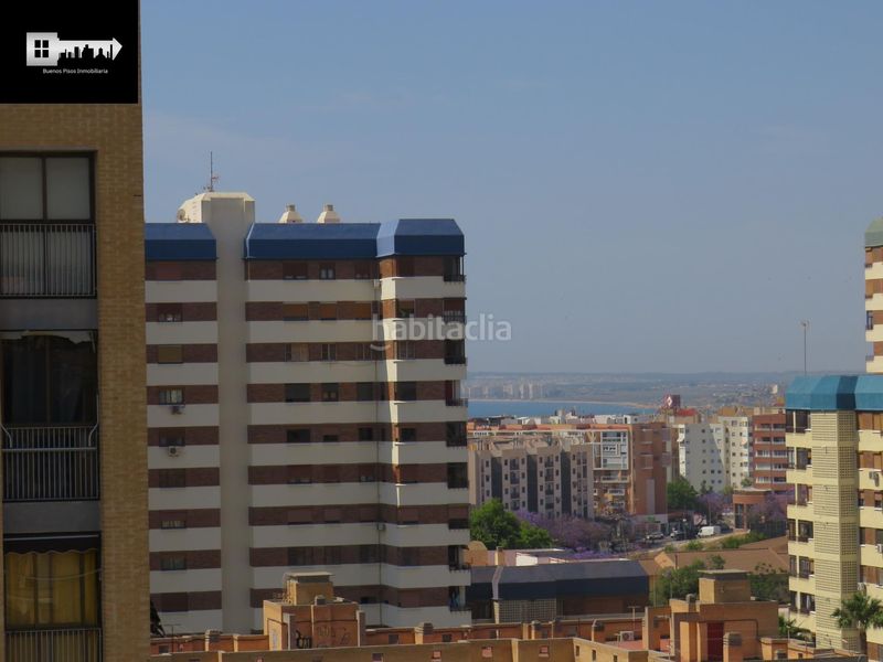 Foto c25c5466-66db-45fd-b089-dfe55b802a28. Pis amb calefacció aparcament a Babel Alicante