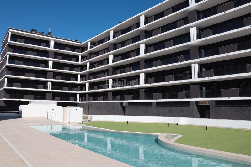 Foto 2a00fe4d-c05f-42b5-813b-200e284ace74. Appartement dans avinguda del travalón 4 dans El Travaló - Martínez Valero Elche / Elx