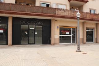Lloguer Local Comercial a Avinguda de l'altet 6. Local comercial en alquiler zona campo de futbol