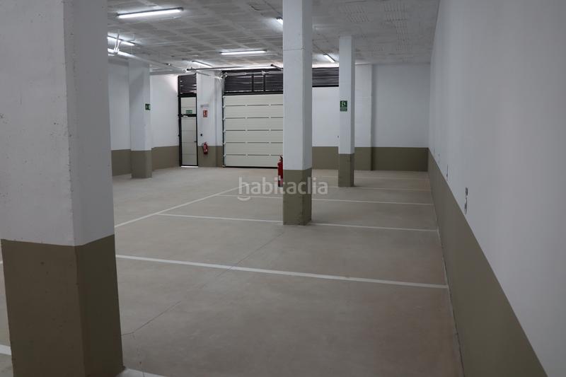 Foto 54a4abb2-0f5a-41f7-9595-a51f517aa892. Alquiler local comercial en avinguda del travalón 6 alquiler local comercial zona travalon en Elche / Elx