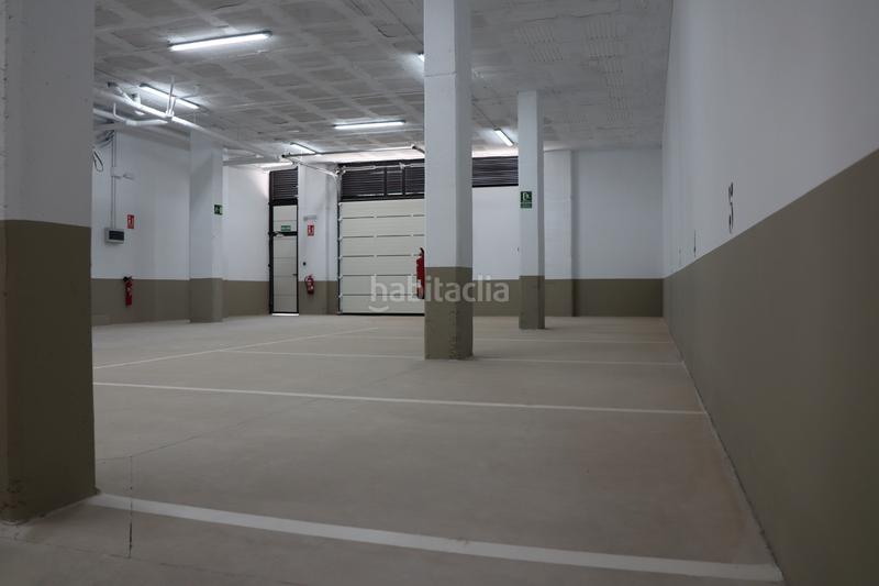 Foto 577c639f-219a-4b80-a859-ad193d4f7838. Alquiler local comercial en avinguda del travalón 6 alquiler local comercial zona travalon en Elche / Elx