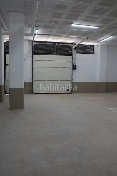 Foto 4784cfa1-cead-4ff8-ac6d-d2e12f0632a1. Rent business premise in avinguda del travalón 6 in Elche / Elx