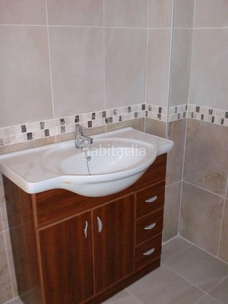 Foto f2c75ff2-9d79-4c0e-9452-a3fcbdc5f47d. Àtic a carrer la carátula 3 a Ciutat Universitària Elche / Elx