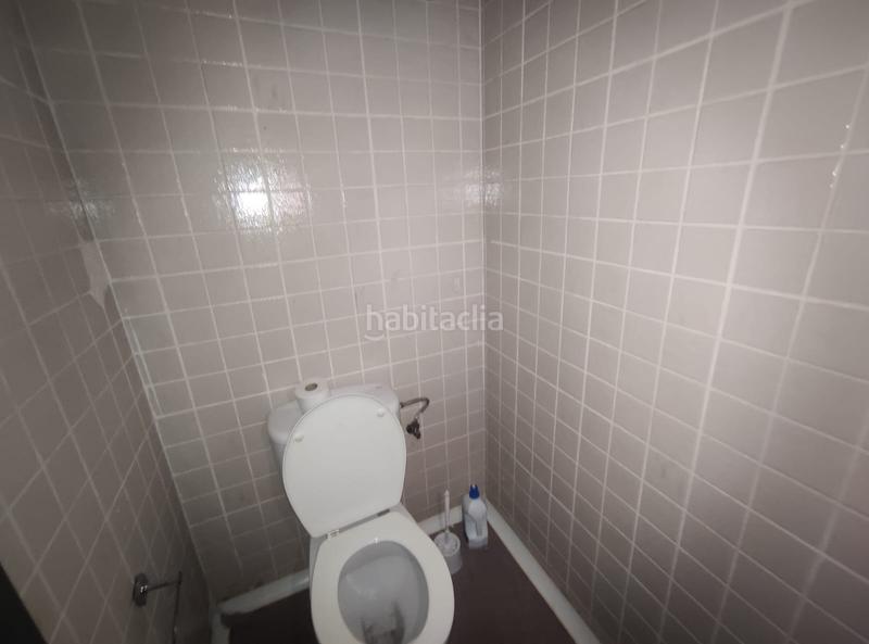 Foto 1d091275-3566-478d-99cb-efdf22eb18b6. Local comercial local ideal para negocio en Mercat Rubí