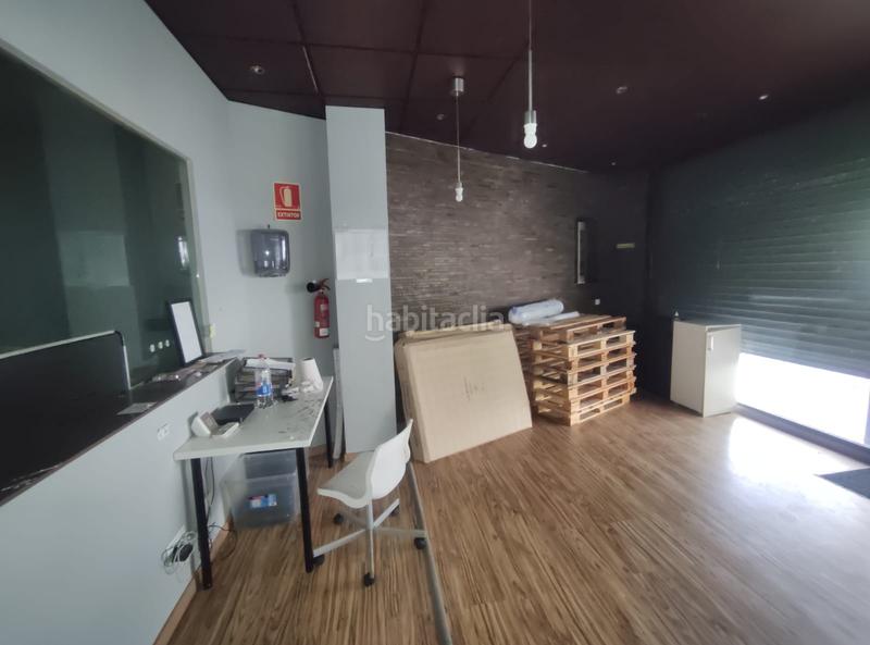 Foto 371d6664-e4fc-4a53-89fd-f4e741e511cf. Local comercial local ideal para negocio en Mercat Rubí