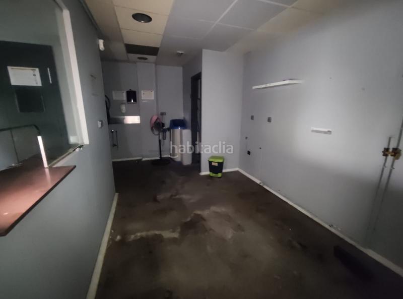 Foto 85464371-6616-4c02-8264-be8a2f0a2082. Local comercial local ideal para negocio en Mercat Rubí