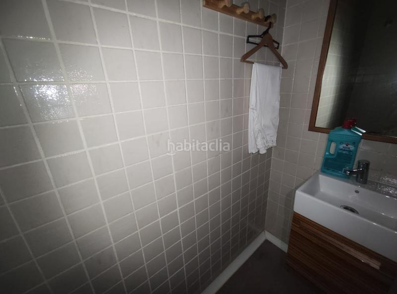 Foto a785908f-436b-4164-9fbb-540d1e7f66ce. Local comercial local ideal para negocio en Mercat Rubí