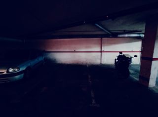 Miete Autoparkplatz  Carrer girona. Parking economico