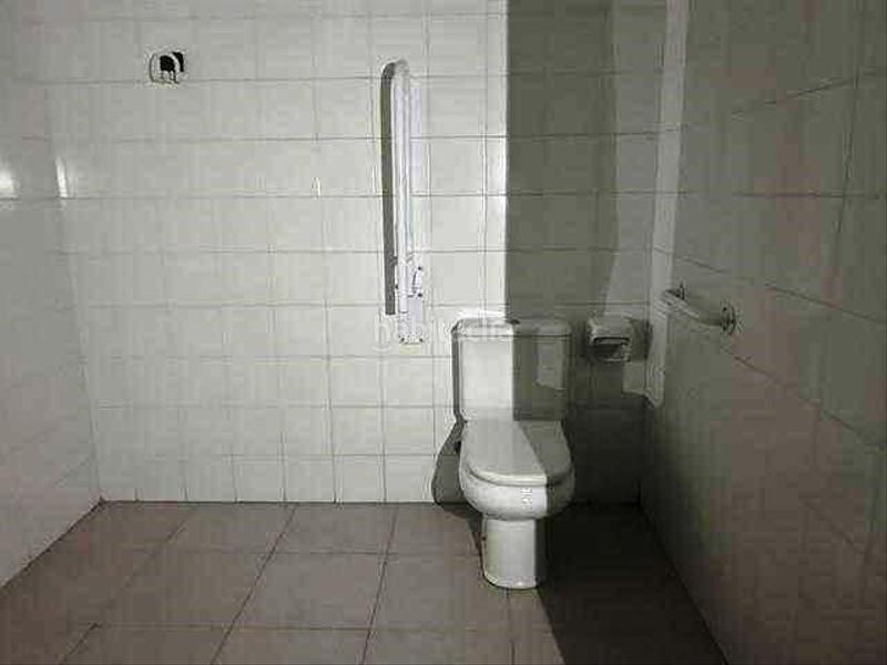 Foto f677c432-08d4-4882-925c-9154d3d812bc. Local comercial a La Serreta Rubí