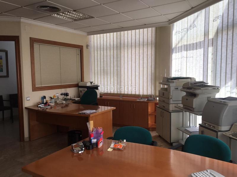 Foto f3e247ed-6eb2-460f-b84e-7fddaf5f13c2. Geschäftsraum in Catalunya - Fontetes Cerdanyola del Vallès