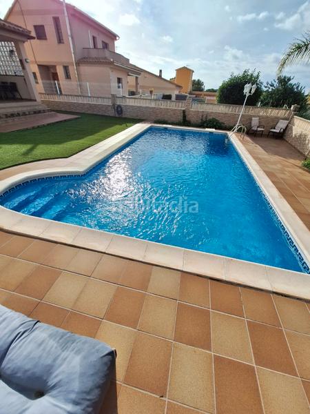 Foto 9fb25cda-fbbe-4924-ae85-ba3ddb79ddef. Chalet casa unifamiliar en Creixell
