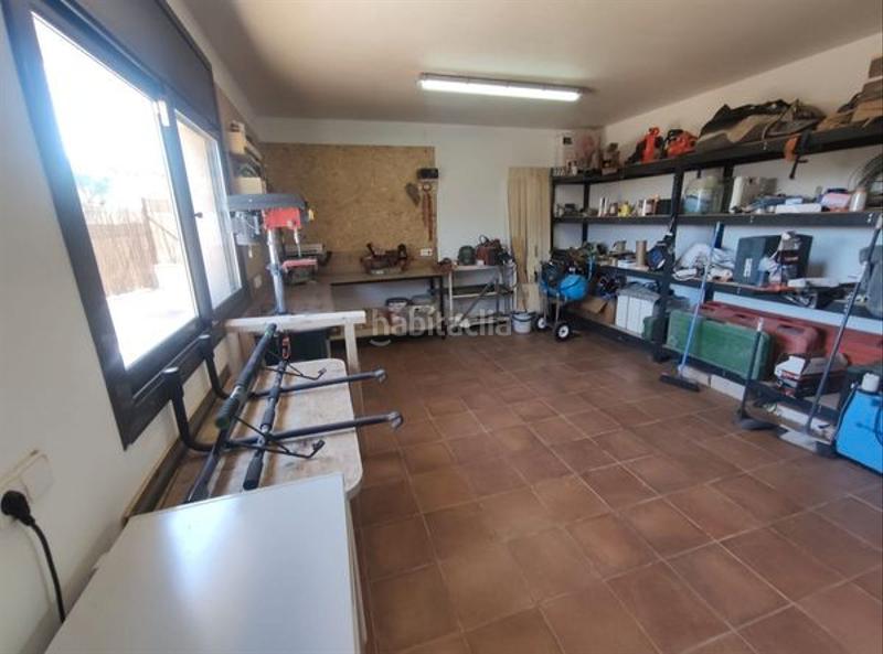 Foto 95aecc85-f3ab-47a8-b1df-f9993e8f0d5b. Chalet in Les Martines Terrassa