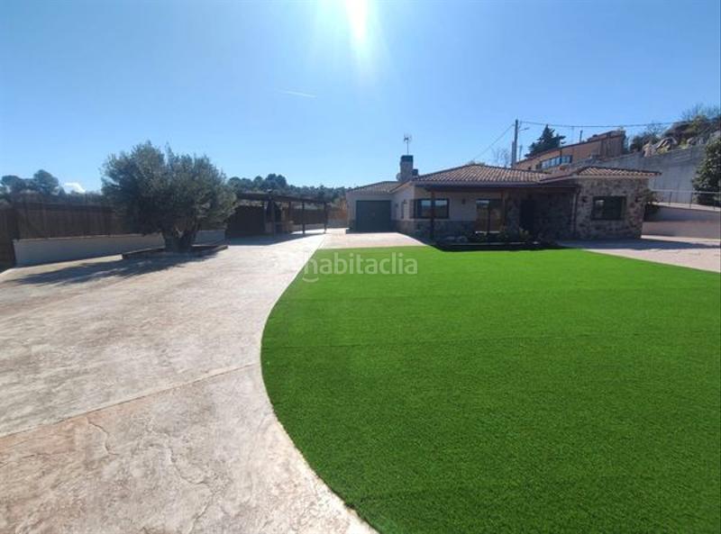 Foto ce482f1d-4bf6-4ea0-b5b0-435b7d40e5f8. Chalet in Les Martines Terrassa