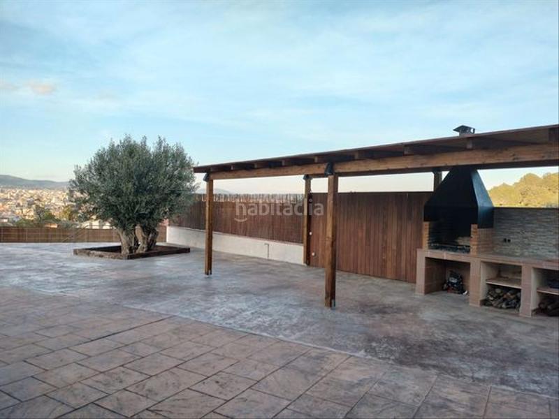 Foto f9e3e0c7-ea96-4864-99f9-d54395b12d03. Chalet in Les Martines Terrassa