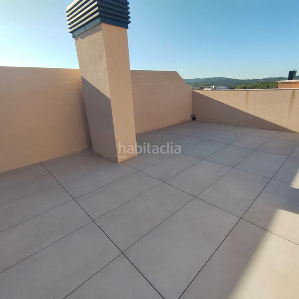 Foto eebb2591-1f41-4a08-99f2-89bb3409263e. Rent penthouse with heating parking pool in Volpelleres Sant Cugat del Vallès