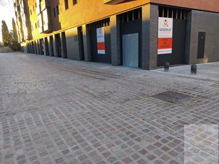 Local Comercial a Calle Benet Cortada