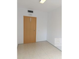 Location Bureau  Avenida estrasburg. Oficinas en sabadell  listas para entrar
