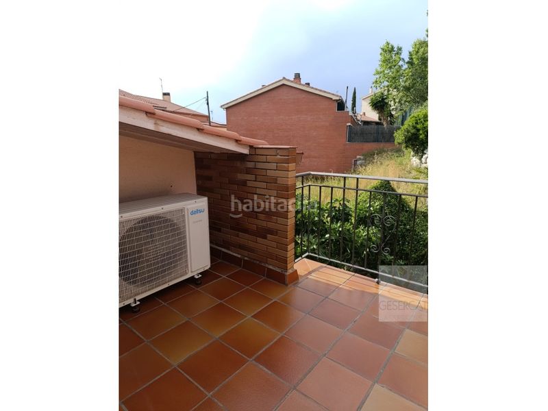 Foto d373dbbb-99a2-4ea1-a2aa-81034616f049. Casa amb aparcament a Ca n´Oriol Rubí