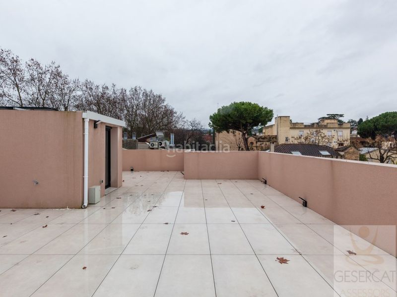 Foto 6f566f0b-c0e7-4742-95e7-dd77ad9b3345. Affitto duplex con parcheggio in Eixample Sant Cugat del Vallès