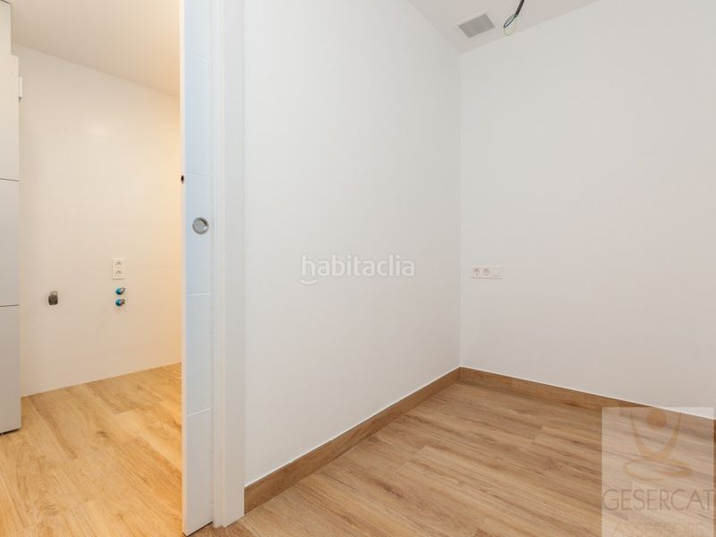 Foto e5cd7122-91d8-449e-8445-2ab7879140ad. Affitto duplex con parcheggio in Eixample Sant Cugat del Vallès