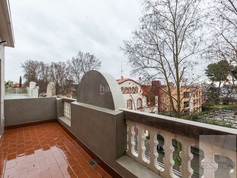 Foto e8d547aa-6d76-4895-a564-c5632e596f3a. Affitto duplex con parcheggio in Eixample Sant Cugat del Vallès