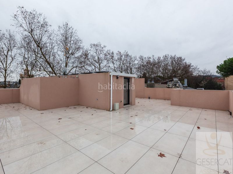 Foto e8d7f9ed-b6c7-42d8-bee0-024cf6e40b3c. Affitto duplex con parcheggio in Eixample Sant Cugat del Vallès