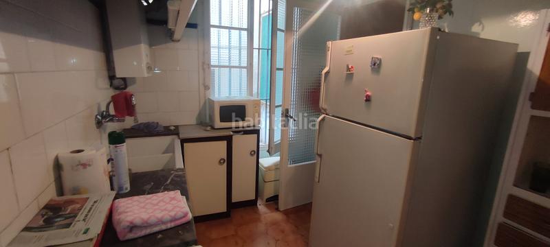 Foto f78eee99-29de-4643-b4e0-43b1d56b29cb. Casa aparellada a La Salut Badalona