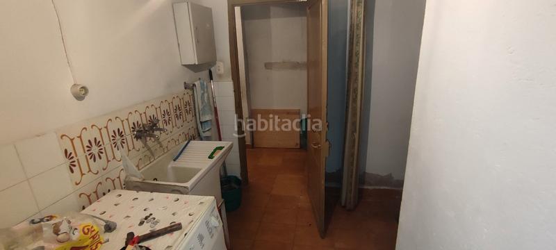 Foto fce4ff5e-aa37-4444-af04-a778f6ae6fd5. Casa aparellada a La Salut Badalona
