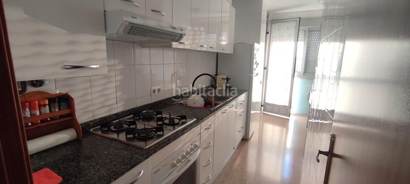 Foto f63c3438-1a2c-4adb-8b83-2d6c02d31e35. Etagenwohnung in Sant Roc Badalona