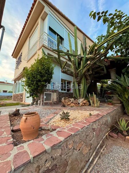 Foto 3d8a0044-b95d-419f-b03c-cb8e112c4a10. Xalet amb piscina a Voramar Benicasim / Benicàssim