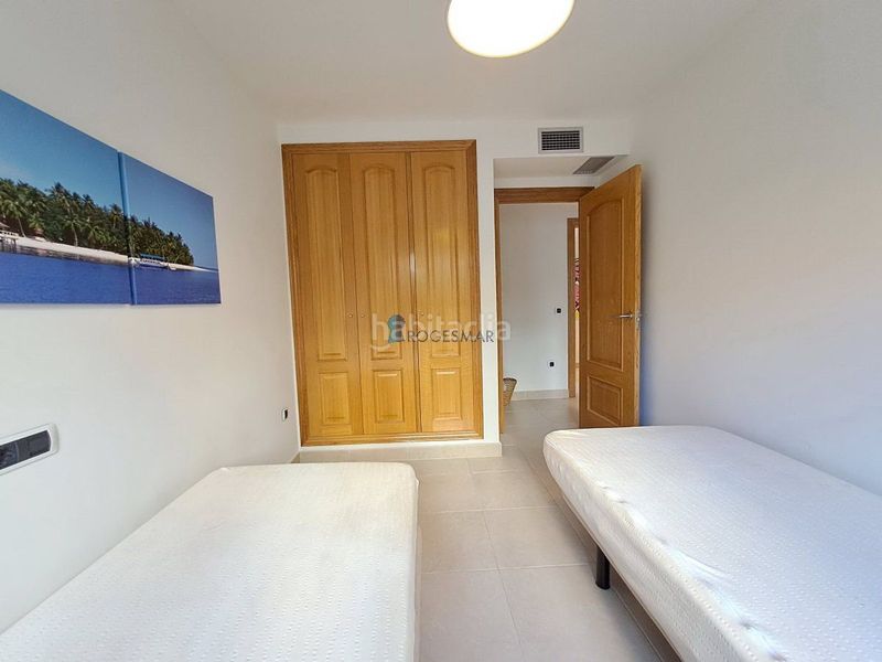 Foto 1b0a6750-b235-47d1-9653-17dfb5263fe6. Apartament amb aparcament piscina a Heliópolis Benicasim / Benicàssim