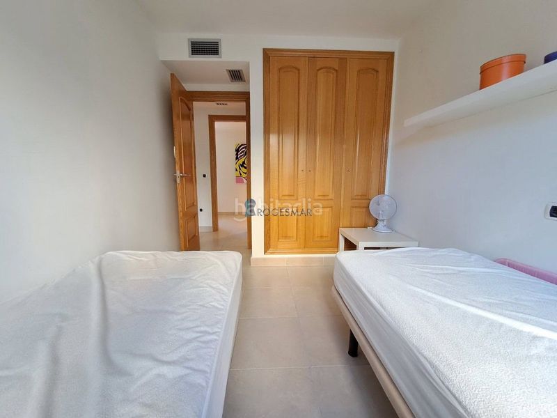 Foto 55d9e870-2790-48ce-8dea-9b23cf38132a. Apartament amb aparcament piscina a Heliópolis Benicasim / Benicàssim