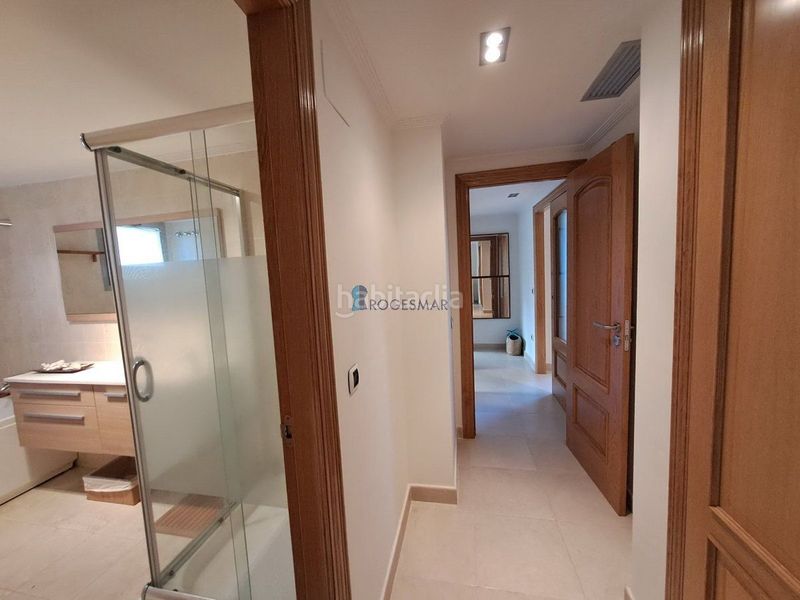 Foto 95dc3567-84e1-4c82-af42-bcb68719f2e7. Apartament amb aparcament piscina a Heliópolis Benicasim / Benicàssim