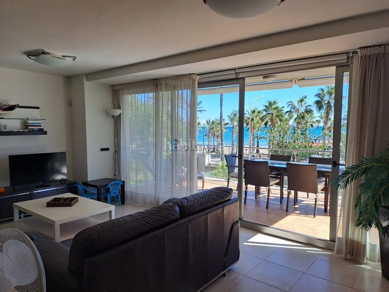 Foto a55ab23e-eeac-4ef8-8d89-f1bcece1f923. Apartament amb aparcament piscina a Heliópolis Benicasim / Benicàssim
