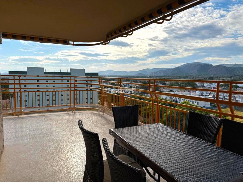 Foto b4b166c8-89ec-40b6-a6ee-8ea358194475. Apartamento  con buenas zonas comunes en Benicasim / Benicàssim