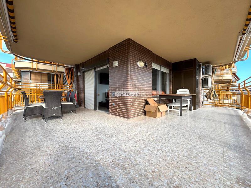 Foto fdae48fa-1e20-4210-b2b3-8e4a58f4e55f. Apartamento  con buenas zonas comunes en Benicasim / Benicàssim