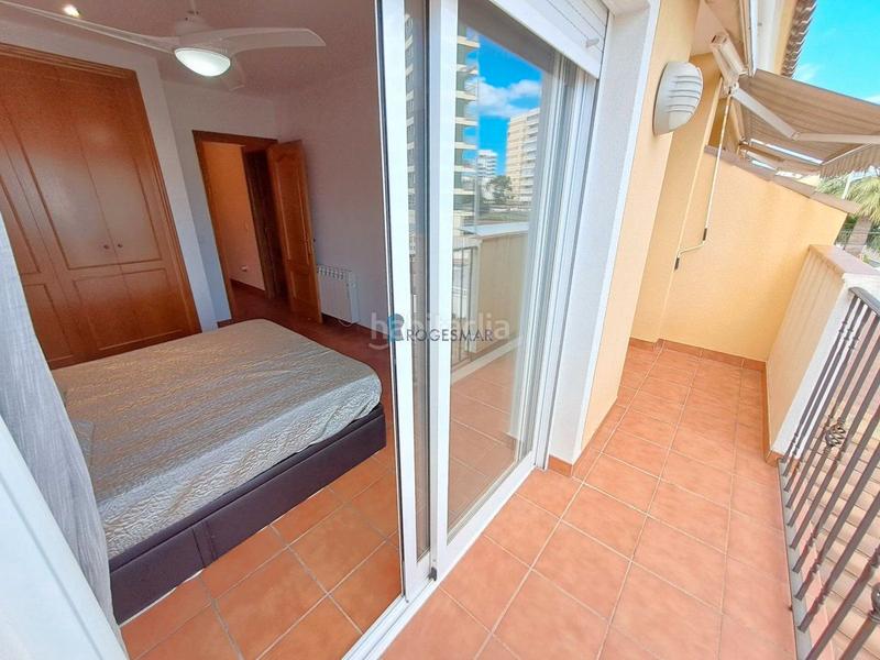 Foto b90fdaf5-509a-4dbb-a1fe-2596f0c340fe. Casa adossada amb aparcament piscina a Heliópolis Benicasim / Benicàssim