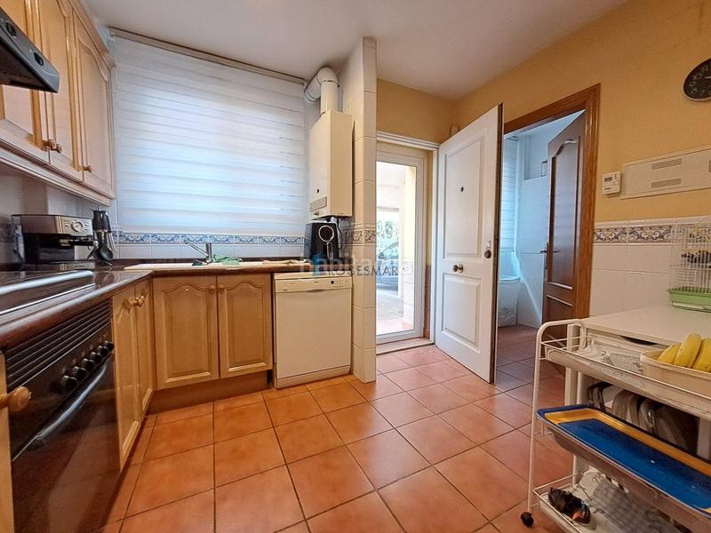 Foto e0343688-e808-4e73-a08e-7d8136b995e8. Casa adossada amb aparcament piscina a Heliópolis Benicasim / Benicàssim