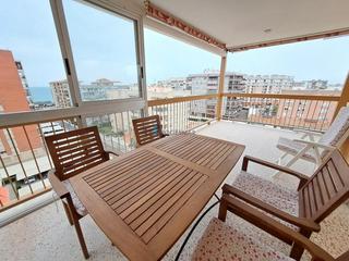Apartament  Carrer cervantes. Apartamento en la playa escuela de vela