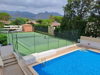 Apartament a Carrer cervantes 10. Apartamento en la playa escuela de vela