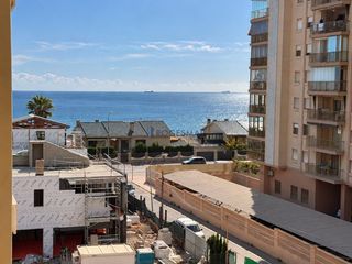Apartamento en Els Terrers. Apartamento en la playa escuela de vela