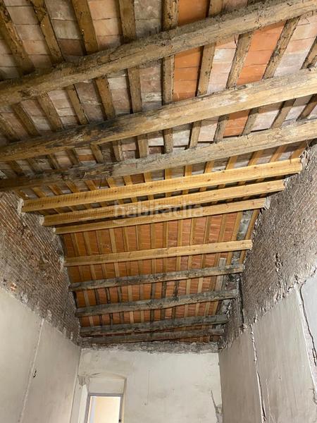 Foto 35df1cdb-94b4-411f-a470-4391d1413722. Casa adosada en Anglès