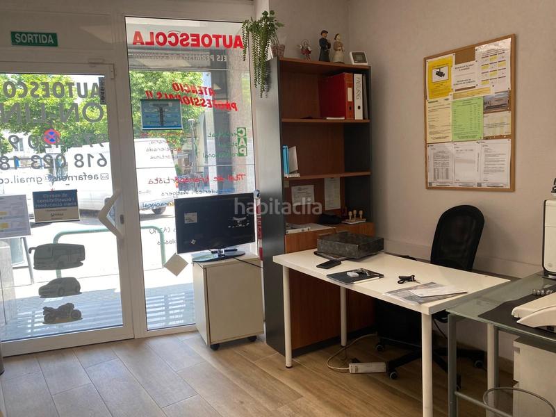 Foto 8ac10c0e-be9d-4eaa-b7bf-eeb3bd5e6984. Casa adosada en Anglès