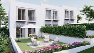 Casa adossada a Sils. Sils estanys de vida fase 3 amb acabats de primeres marques carr
