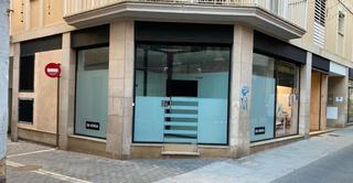 Lloguer Local Comercial a Santa Coloma de Farners. Local comercial en zona transitada